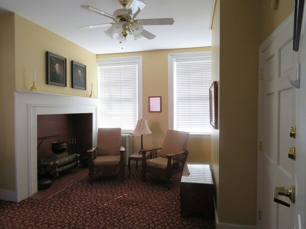 Imagen de la habitación del Hotel The Swope Manor Bed and Breakfast. Foto 19