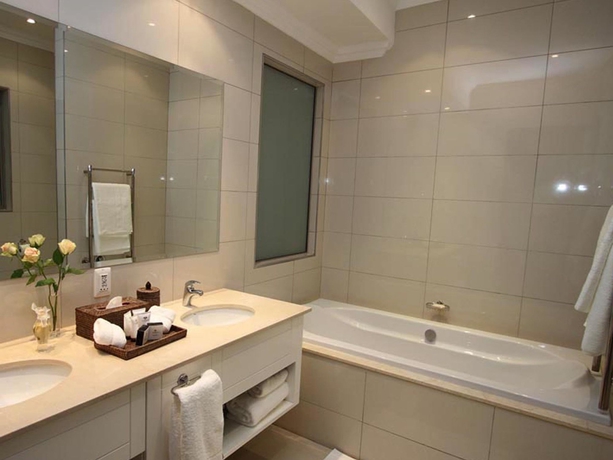 Imagen de la habitación del Hotel The Syrene Boutique. Foto 4