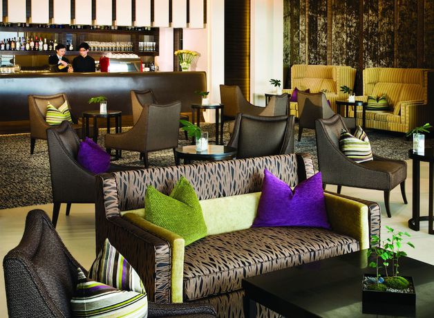 Imagen del bar/restaurante del Hotel The T. Foto 3