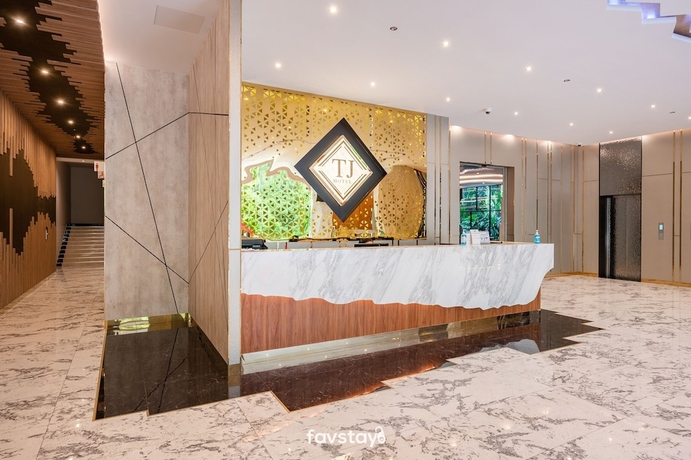 Imagen de los interiores del Hotel The TJ Hotel. Foto 16