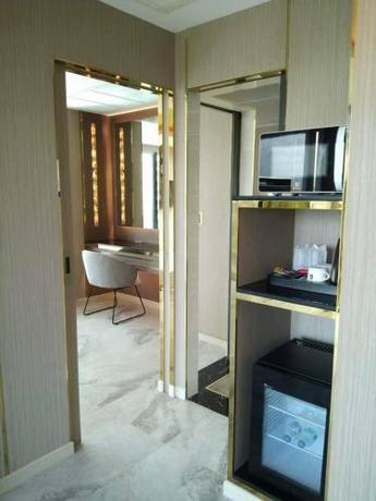 Imagen de la habitación del Hotel The TJ Jomtien. Foto 14