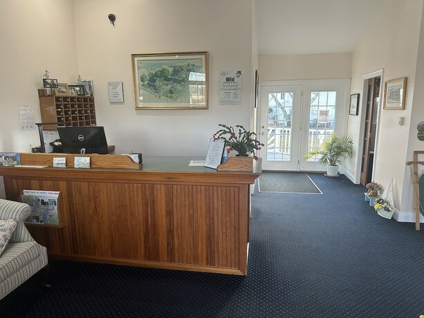 Imagen general del Hotel The Taber Inne and Suites. Foto 1