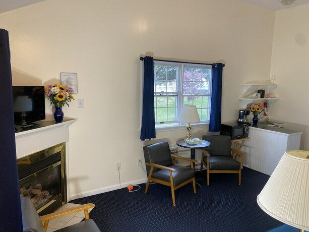 Imagen de la habitación del Hotel The Taber Inne and Suites. Foto 17