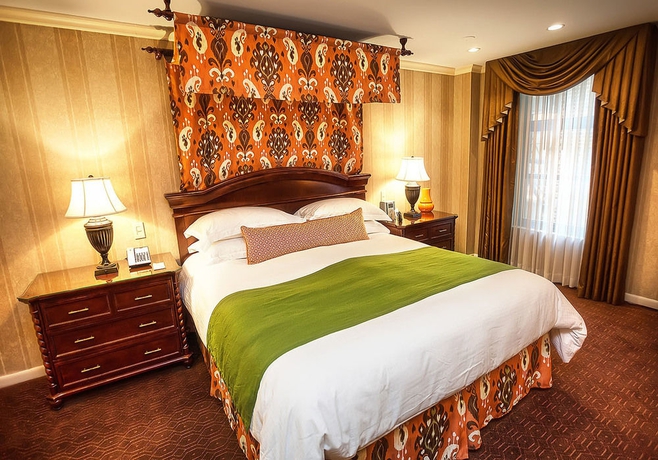 Imagen de la habitación del Hotel The Talbott. Foto 9