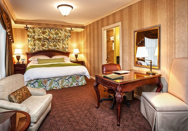 Imagen de la habitación del Hotel The Talbott. Foto 10