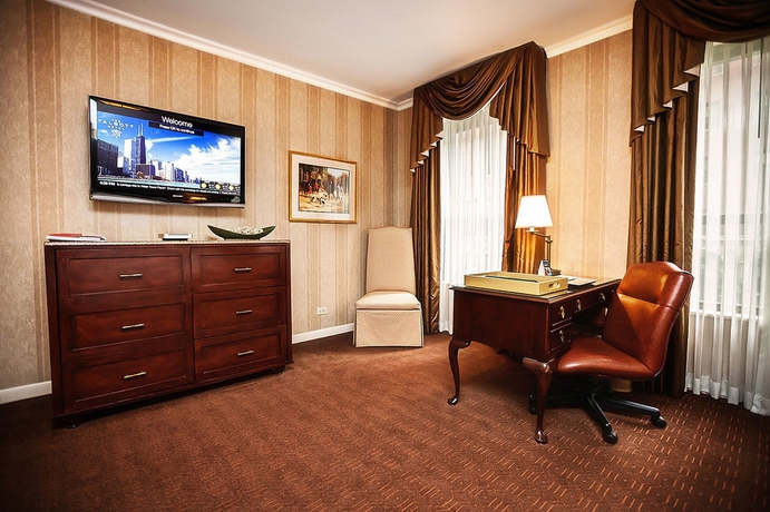 Imagen de los interiores del Hotel The Talbott. Foto 16