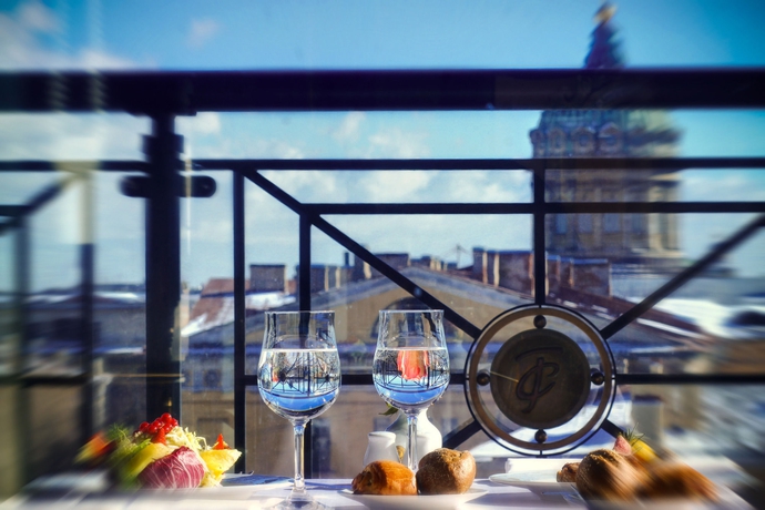 Imagen del bar/restaurante del Hotel The Taleon Imperial. Foto 6