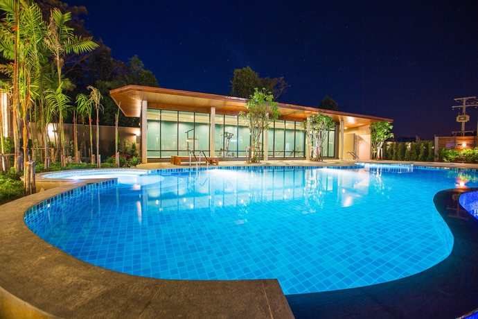 Imagen de la piscina del Hotel The Tama. Foto 15