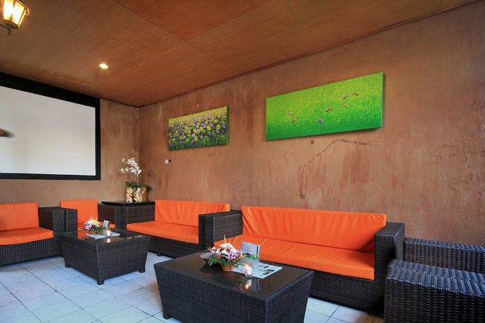 Imagen de los interiores del Hotel The Taman Ayu. Foto 20