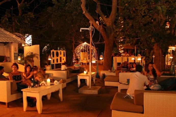 Imagen de los exteriores del Hotel The Tamarind. Foto 12