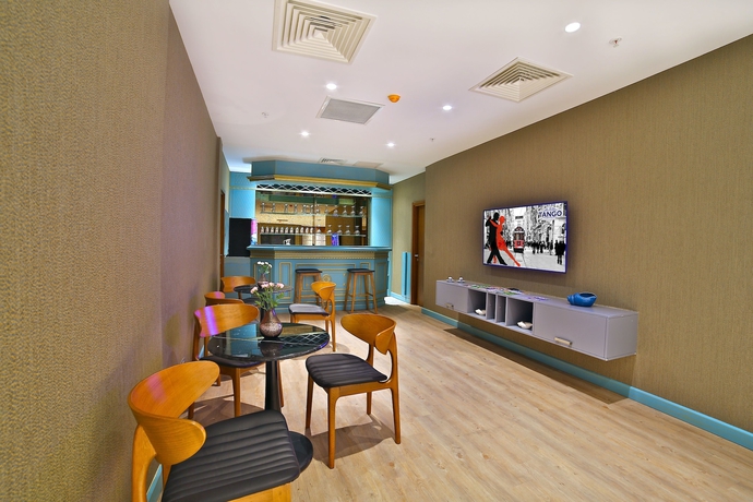 Imagen de los interiores del Hotel The Tango Istanbul. Foto 18