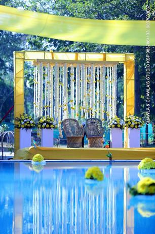 Imagen de los interiores del Hotel The Tattwaa Corbett Spa and Resort. Foto 6