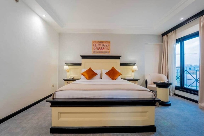 Imagen de la habitación del Hotel The Temple Luxor. Foto 9