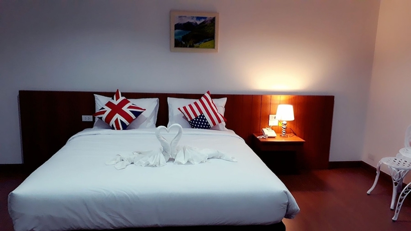 Imagen de la habitación del Hotel The Terrace Khlongtoei. Foto 10