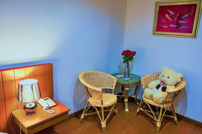 Imagen de la habitación del Hotel The Terrace Khlongtoei. Foto 12