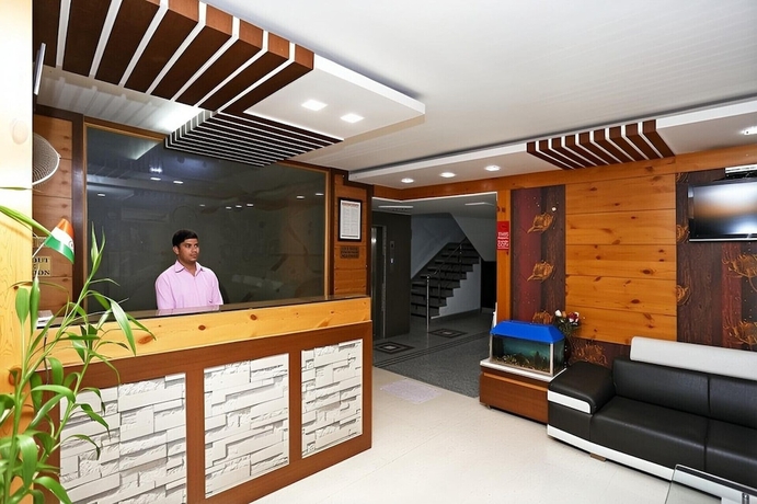 Imagen de los interiores del Hotel The Tezo Residency. Foto 15