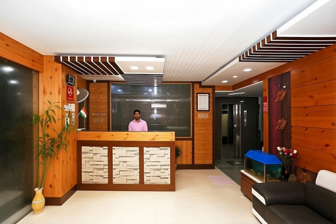 Imagen de los interiores del Hotel The Tezo Residency. Foto 16