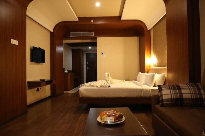 Imagen de la habitación del Hotel The Thangam Grand. Foto 20