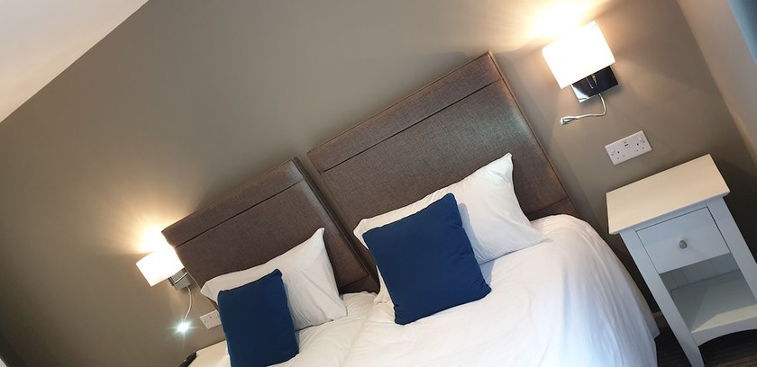 Imagen de la habitación del Hotel The Thatch Inn. Foto 18