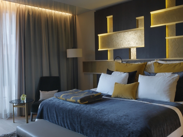 Imagen de la habitación del Hotel The Thief. Foto 9