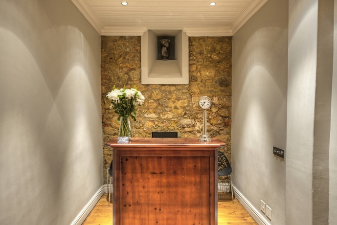 Imagen de los interiores del Hotel The Three Boutique. Foto 14