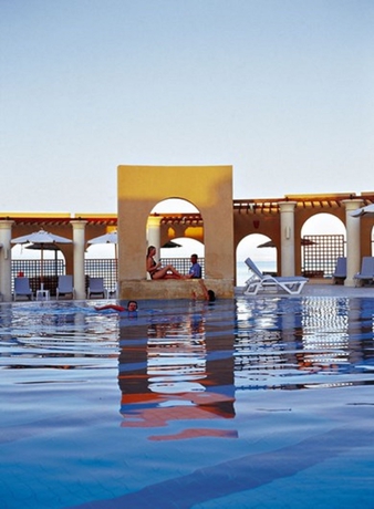 Imagen de la piscina del Hotel The Three Corners Ocean View Prestige - Adults Only. Foto 14