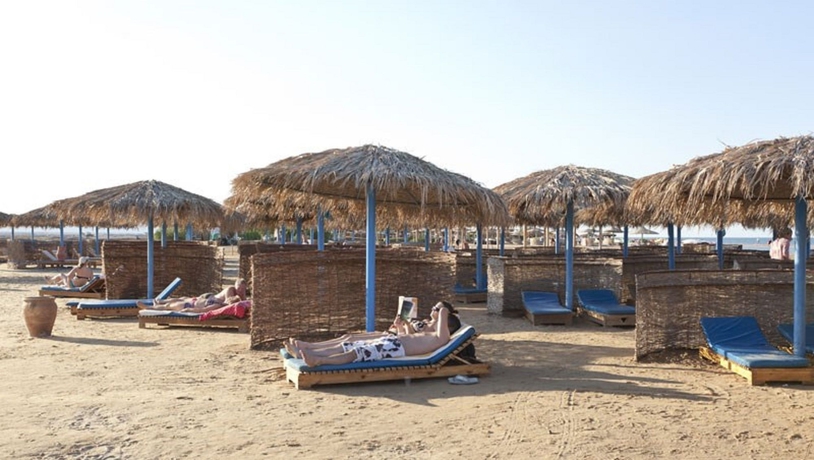 Imagen de los exteriores del Hotel The Three Corners Rihana Resort. Foto 5