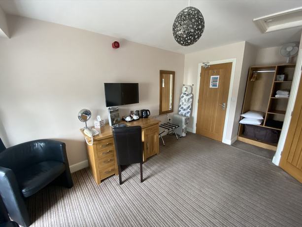 Imagen de la habitación del Hotel The Three Horseshoes. Foto 11