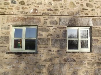 Imagen de los exteriores del Hotel The Threshing House. Foto 9