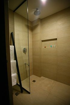 Imagen general del Hotel The Tides Boracay. Foto 8