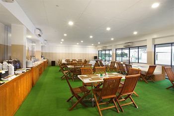 Imagen general del Hotel The Tides Boracay. Foto 11