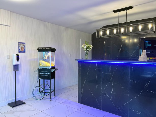 Imagen de los interiores del Hotel The Tide's Inn. Foto 6