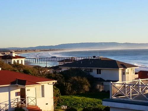 Imagen de la habitación del Hotel The Tides Oceanview Inn and Cottages. Foto 4