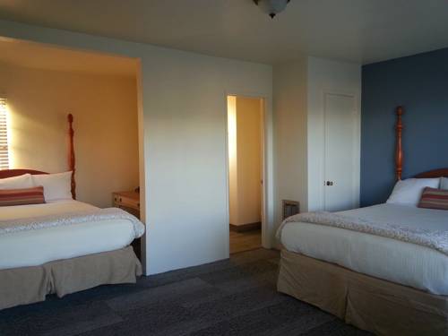 Imagen general del Hotel The Tides Oceanview Inn and Cottages. Foto 1
