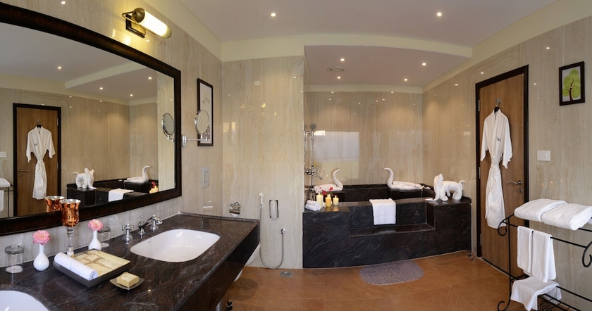 Imagen de la habitación del Hotel The Tigress Resort and Spa, Ranthambore. Foto 15