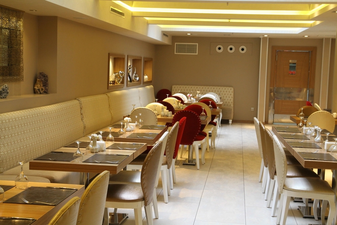 Imagen del bar/restaurante del Hotel The Time Old City. Foto 6