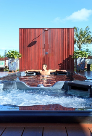 Imagen de la piscina del Hotel The Tin Sheds. Foto 17