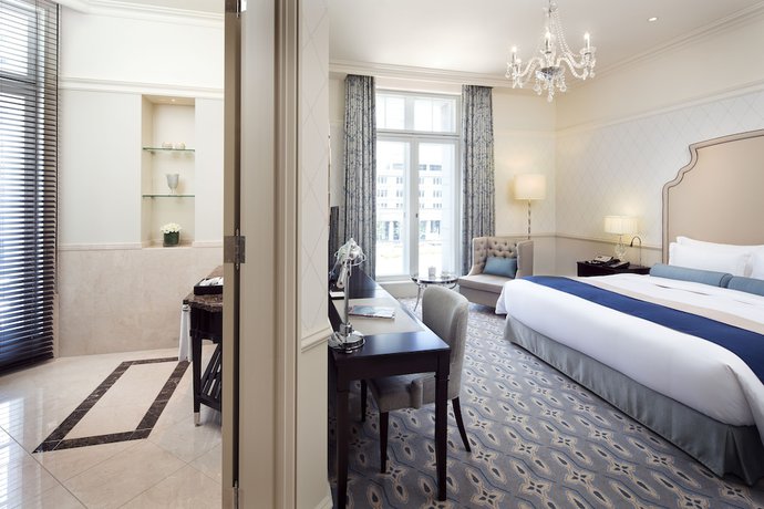 Imagen de la habitación del Hotel The Tokyo Station. Foto 5