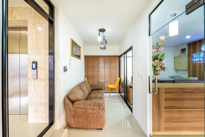 Imagen de los interiores del Hotel The Topaz Residence. Foto 18