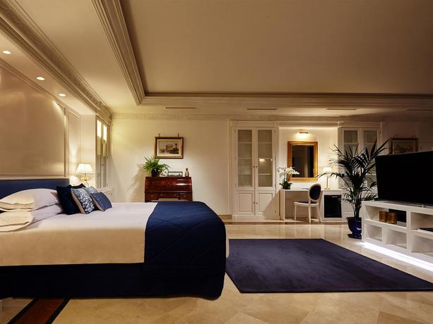 Imagen de la habitación del Hotel The Touch Puerto Banús. Foto 7