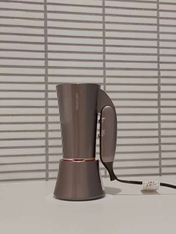 Imagen de la habitación del Hotel The Tourist and Cafe Akihabara. Foto 17