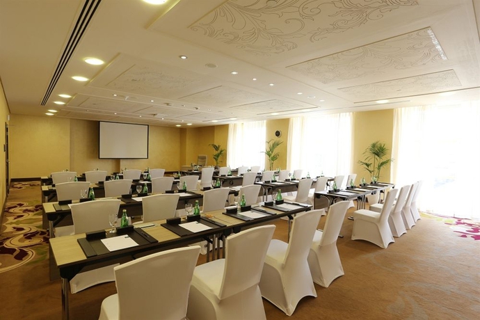 Imagen de los interiores del Hotel The Tower Plaza. Foto 10