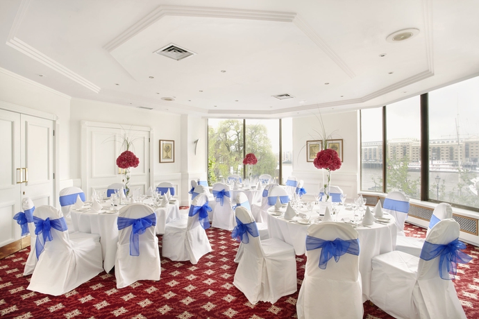 Imagen de los interiores del Hotel The Tower, by Thistle. Foto 24