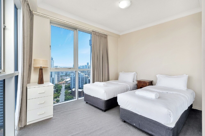 Imagen de la habitación del Hotel The Towers Chevron Renaissance Holidays Gold Coast. Foto 13