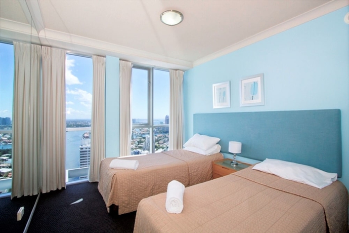 Imagen de la habitación del Hotel The Towers Chevron Renaissance Holidays Gold Coast. Foto 16
