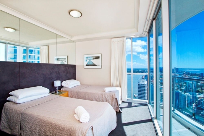 Imagen de la habitación del Hotel The Towers Chevron Renaissance Holidays Gold Coast. Foto 17