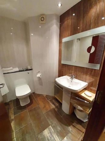 Imagen de la habitación del Hotel The Towers Hotel and Spa. Foto 4