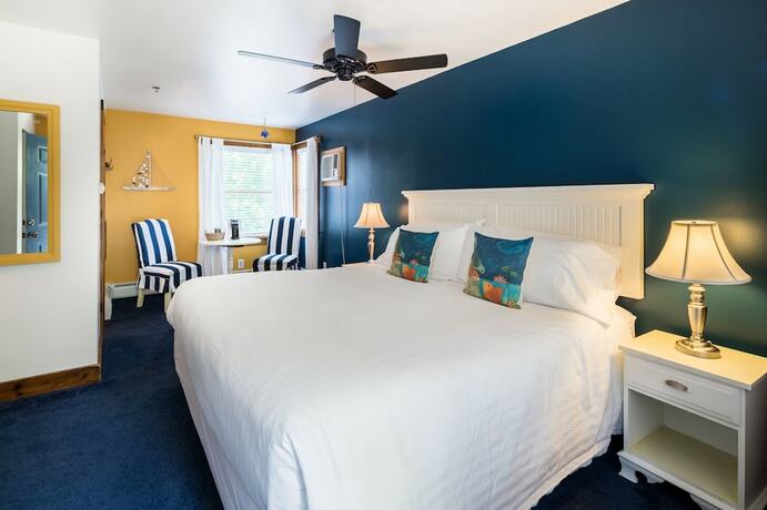 Imagen de la habitación del Hotel The Towne Motel. Foto 12