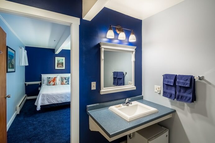 Imagen de la habitación del Hotel The Towne Motel. Foto 15