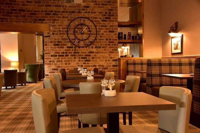 Imagen del bar/restaurante del Hotel The Townhouse Aberfeldy. Foto 3